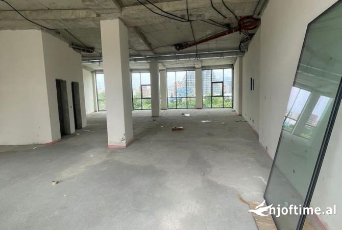 Ambient biznesi me qera 1+1 ne Tirane - 4,000 Euro