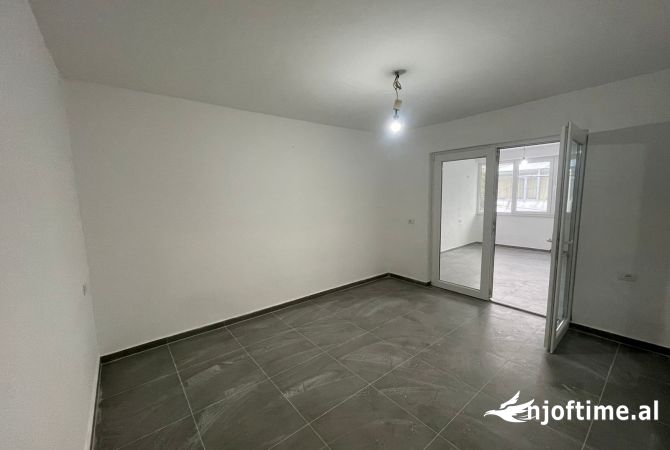 Shtepi ne shitje 2+1 ne Tirane - 73,000 Euro