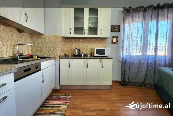 Shtepi ne shitje 1+1 ne Tirane - 150,000 Euro