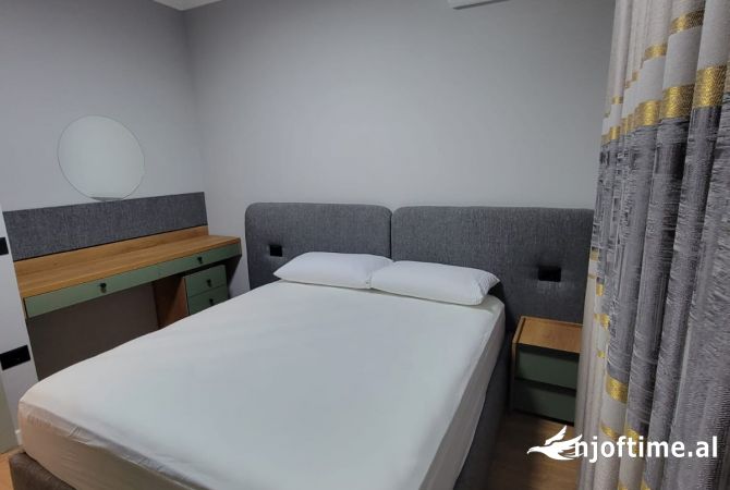 Shtepi me qera Apartament ne Tirane, 2+1, Mobilimi E mobiluar, Pagesa 480  Euro.