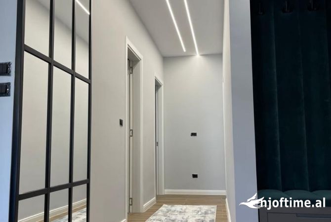 Shtepi me qera Apartament ne Tirane, 2+1, Mobilimi E mobiluar, Pagesa 1,500  Euro.