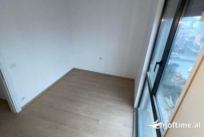 Shtepi ne shitje Apartament ne Tirane, 2+1, Mobilimi Bosh, pa mobiluar, Pagesa 140,999  Euro.