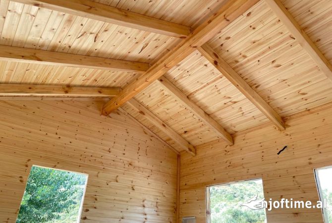 Shtepi ne shitje Shtepi Private ne Tirane, Garsoniere, Mobilimi Bosh, pa mobiluar, Pagesa 5,040  Euro.