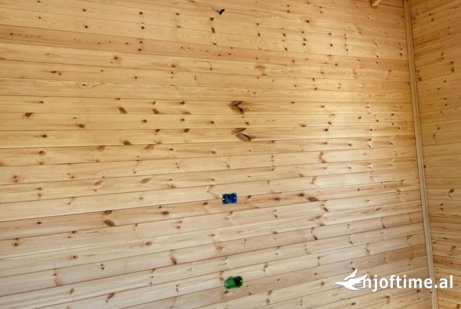 Shtepi ne shitje Shtepi Private ne Tirane, Garsoniere, Mobilimi Bosh, pa mobiluar, Pagesa 5,040  Euro.