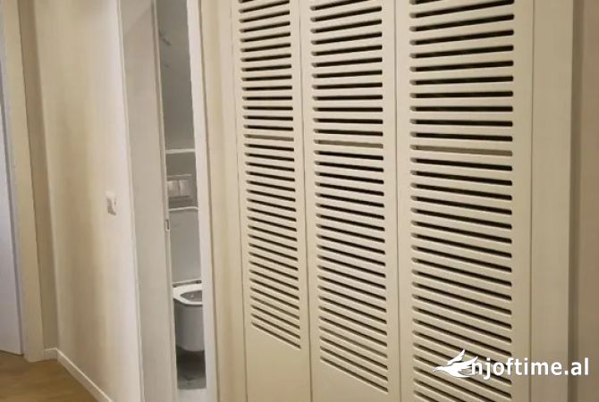 Shtepi me qera Apartament ne Tirane, 2+1, Mobilimi E mobiluar, Pagesa 1,200  Euro.