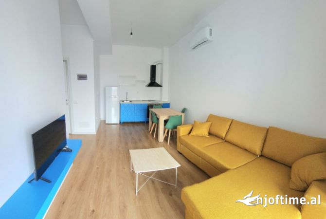 Shtepi me qera 1+1 ne Tirane - 359 Euro