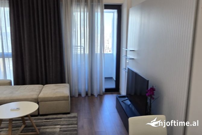 Shtepi me qera Apartament ne Tirane, 1+1, Mobilimi E mobiluar, Pagesa 750  Euro.
