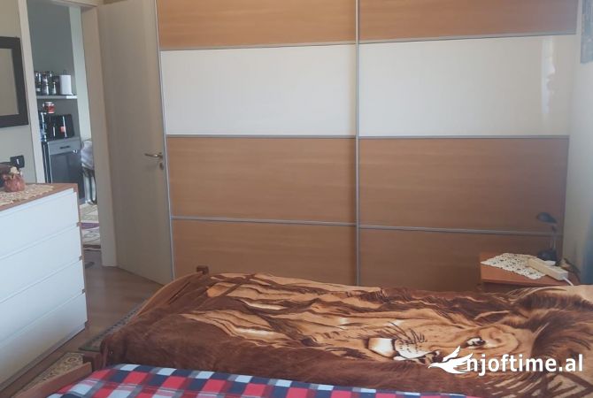 Shtepi me qera Apartament ne Tirane, 1+1, Mobilimi E mobiluar, Pagesa 450  Euro.
