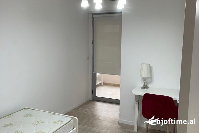 Shtepi me qera 2+1 ne Tirane - 850 Euro