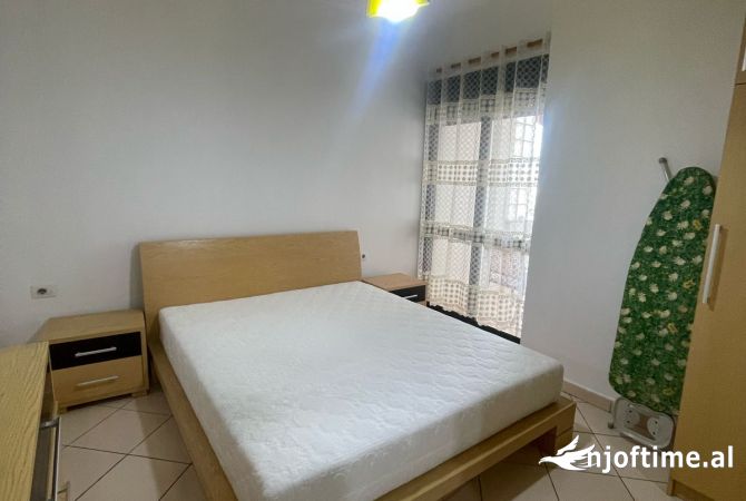 Shtepi me qera 2+1 ne Tirane - 600 Euro