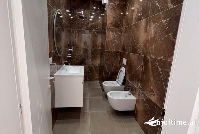 💥Zyre me qera tek Tirana Garden Building