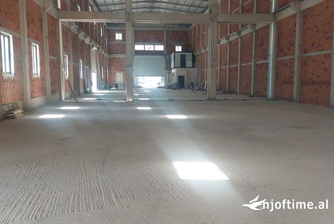 Ambient biznesi me qera 4+1 ne Tirane - 7,200 Euro