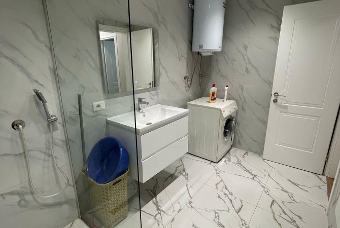 Shtepi ne shitje Apartament ne Tirane, 2+1, Mobilimi E mobiluar, Pagesa 199,999  Euro.