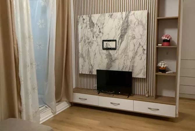 Shtepi me qera 1+1 ne Tirane - 400 Euro