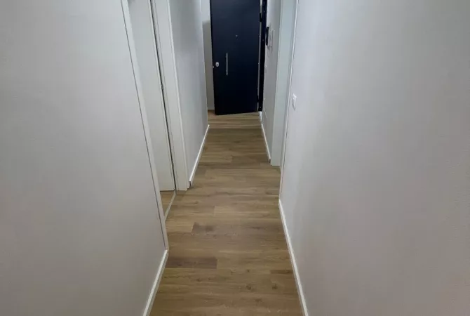 Shtepi me qera Apartament ne Tirane, 2+1, Mobilimi E mobiluar, Pagesa 650  Euro.
