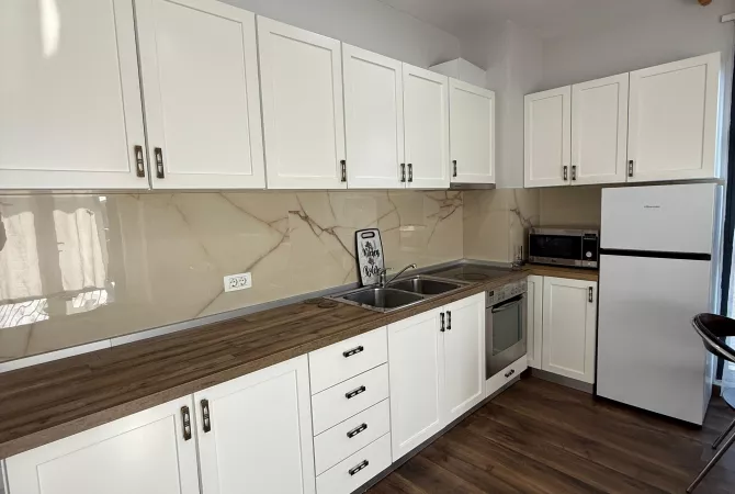 Shtepi me qera 1+1 ne Tirane - 650 Euro