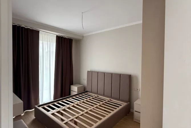 Shtepi me qera Apartament ne Tirane, 1+1, Mobilimi E mobiluar, Pagesa 699  Euro.