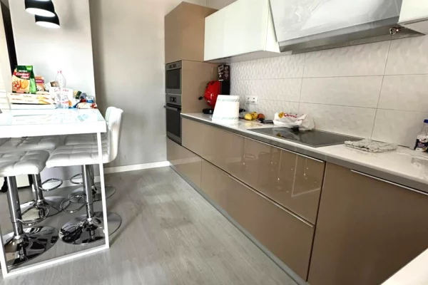 Shtepi ne shitje 2+1 ne Tirane - 150,000 Euro