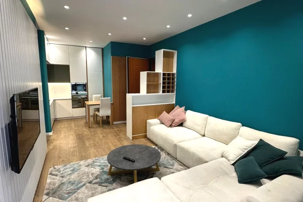 Shtepi me qera 1+1 ne Tirane - 900 Euro