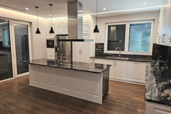 Shtepi me qera 5+1 ne Tirane - 5,000 Euro