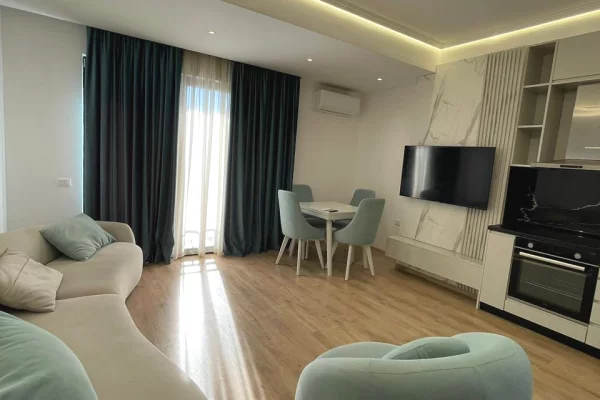🏡 Apartament 1+1 në shitje – Rruga e Dibrës (zona Farmacia 10)