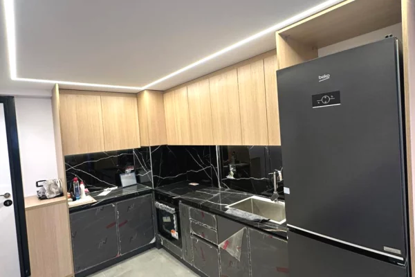 Shtepi ne shitje Apartament ne Tirane, 1+1, Mobilimi E mobiluar, Pagesa 119,000  Euro.