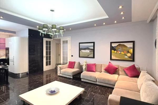 🏡 JEPET ME QIRA APARTAMENT 3+1+2 – B L L O K U  