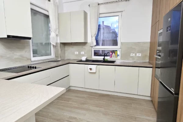 Luxury villas for rent in Tirana 3+1, Furnished