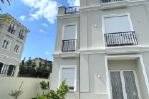 🏡 Vilë me Qira – Rezidenca “Vila Lule” | pranë TEG  