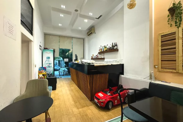 Ambient biznesi ne shitje 2+1 ne Tirane - 470,000 Euro