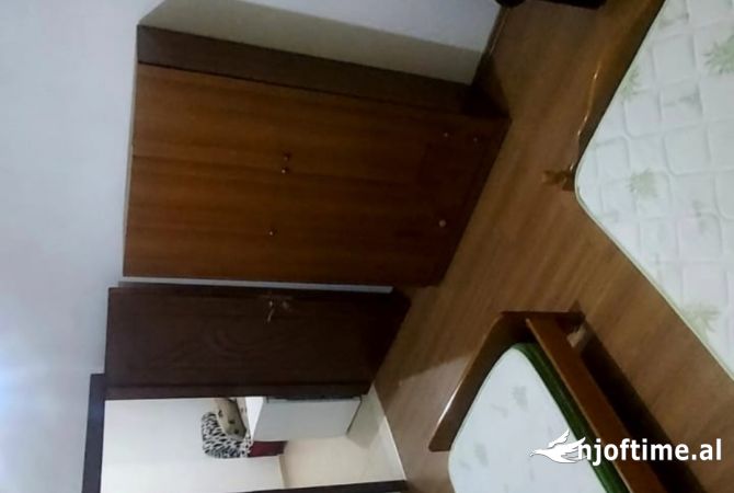 Shtepi me qera 1+1 ne Tirane - 25,000 Leke