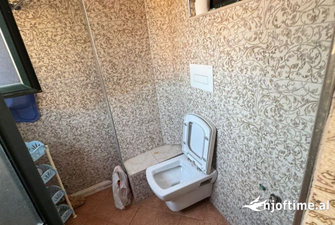 Shtepi me qera 3+1 ne Tirane - 400 Euro