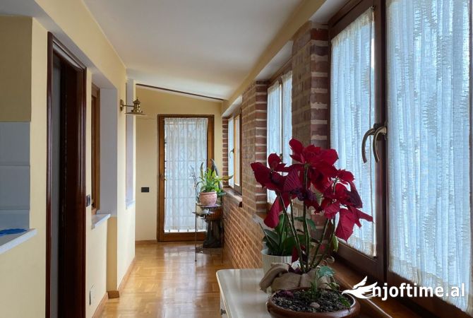 Casa in affitto 3+1 a Tirana - 1,000 Euro