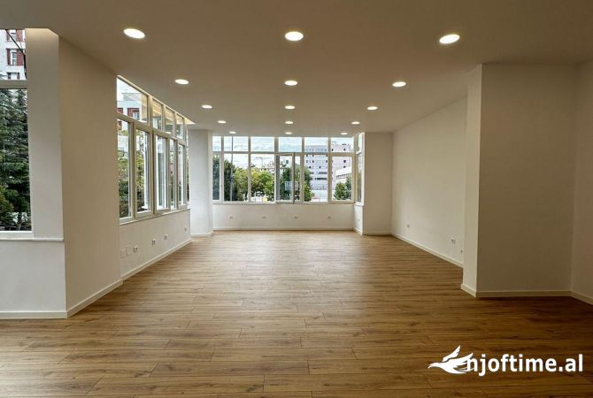 Shtepi ne shitje 2+1 ne Tirane - 230,000 Euro