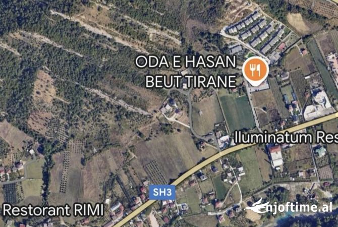 Truall ose Toke ne Tirane - 380,000 Euro