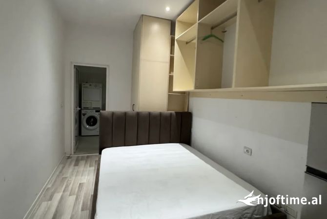 Shtepi me qera Garsoniere ne Tirane - 400 Euro