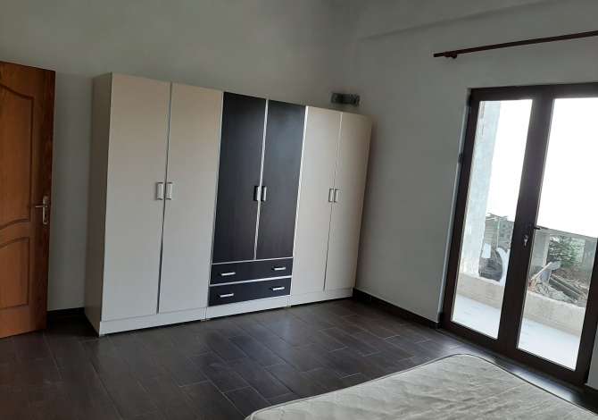 Shtepi me qera 1+1 ne Tirane - 27,000 Leke