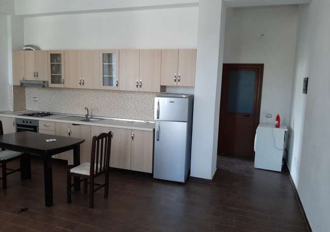 Shtepi me qera 1+1 ne Tirane - 27,000 Leke