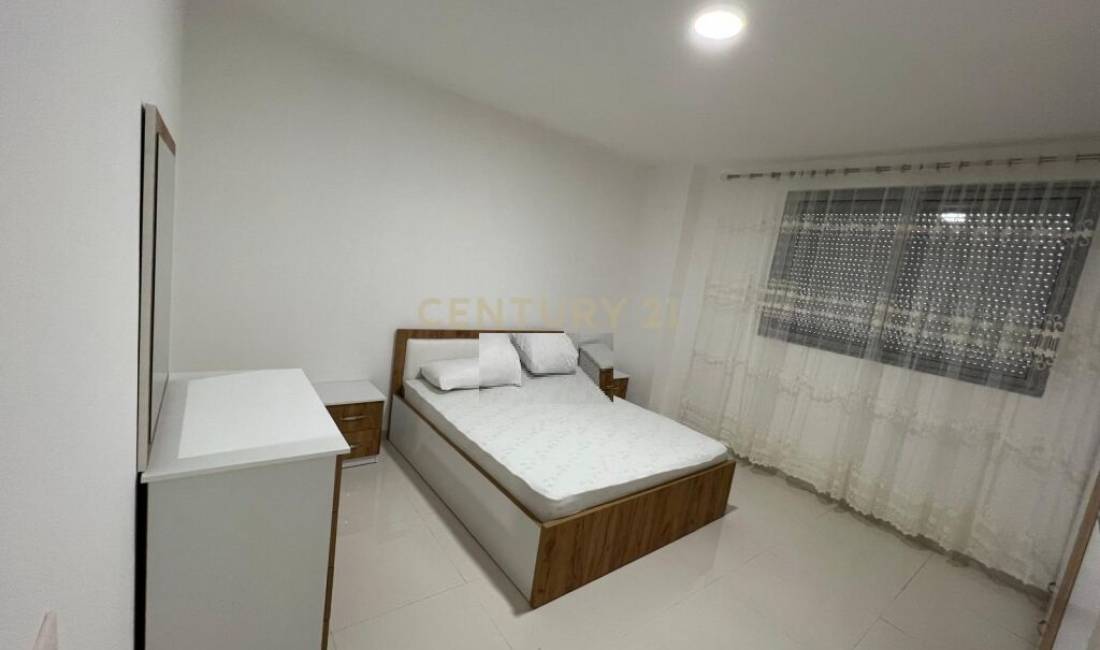 Shtepi me qera Apartament ne Tirane, 2+1, Mobilimi E mobiluar, Pagesa 350  Euro.