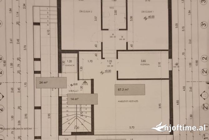 Shtepi ne shitje Vila Luksoze ne Tirane, 2+1, Mobilimi Bosh, pa mobiluar, Pagesa 235,000  Euro.