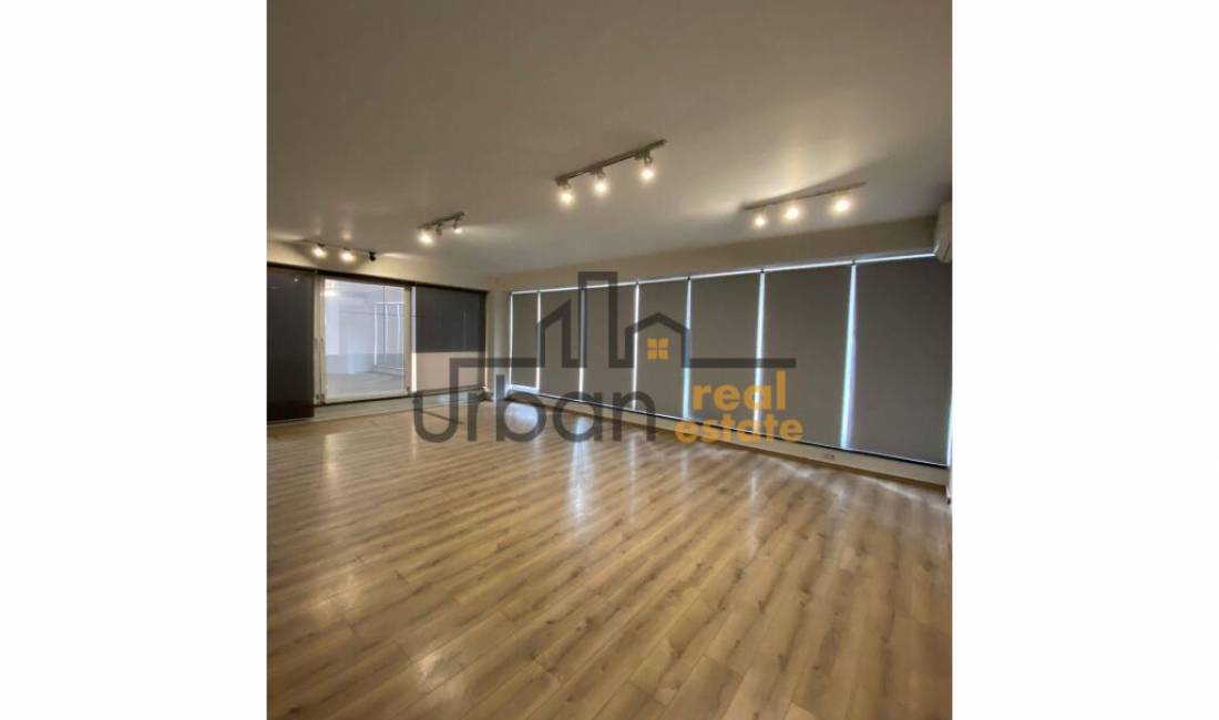 Shtepi ne shitje Apartament ne Tirane, 2+1, Mobilimi Bosh, pa mobiluar, Pagesa 302,000  Euro.