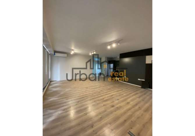 Shtepi ne shitje Apartament ne Tirane, 2+1, Mobilimi Bosh, pa mobiluar, Pagesa 302,000  Euro.