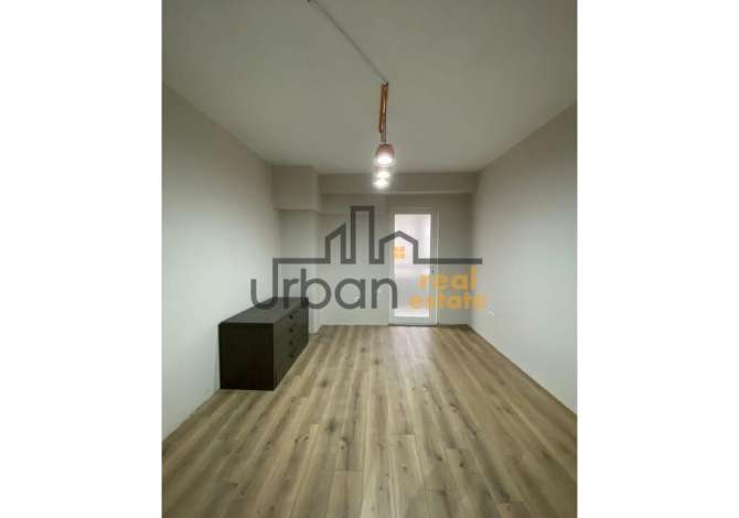 Shtepi ne shitje Apartament ne Tirane, 2+1, Mobilimi Bosh, pa mobiluar, Pagesa 302,000  Euro.
