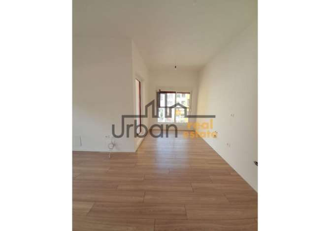 Shtepi ne shitje Apartament ne Tirane, 1+1, Mobilimi Bosh, pa mobiluar, Pagesa 90,000  Euro.