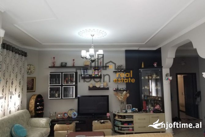 Shtepi ne shitje 7+1 ne Tirane - 730,000 Euro
