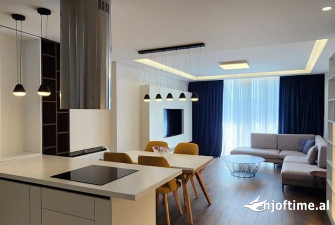Shtepi me qera 3+1 ne Tirane - 2,500 Euro