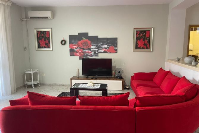 Shtepi me qera 2+1 ne Tirane - 600 Euro