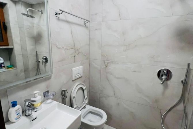 Shtepi me qera 2+1 ne Tirane - 650 Euro
