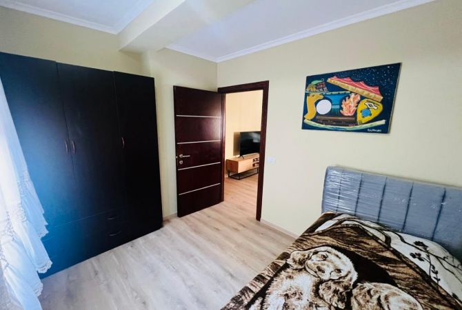 Shtepi me qera Apartament ne Tirane, 2+1, Mobilimi E mobiluar, Pagesa 650  Euro.