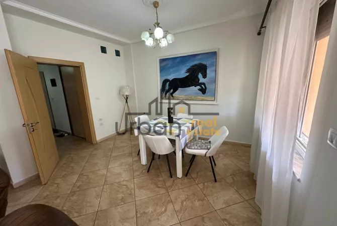 Shtepi me qera 2+1 ne Tirane - 750 Euro